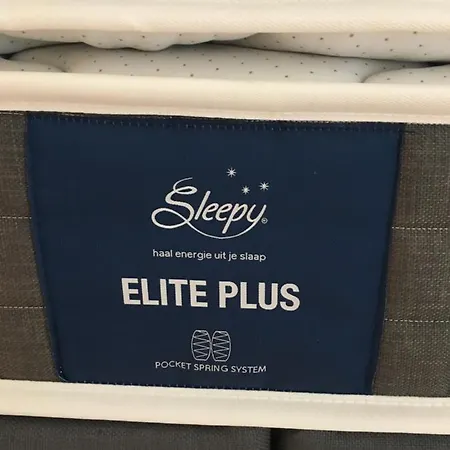 4 Pers Met Frontaal Zeezicht & Prive Zwembad Διαμέρισμα *